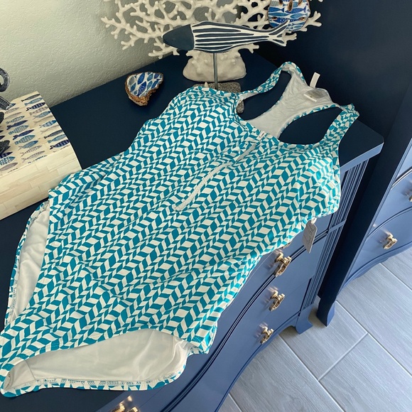 NWT Anne Cole Women's Ripple Geo Scoop Neck Zip Front Racerback Sz 10 One Piece - Picture 13 of 13